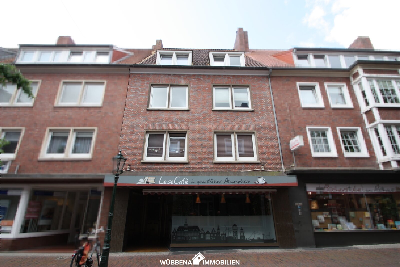 Schöne Dachgeschosswohnung in Innenstadtlage zu vermieten! Schöne Dachgeschosswohnung in Innenstadtlage zu vermieten!