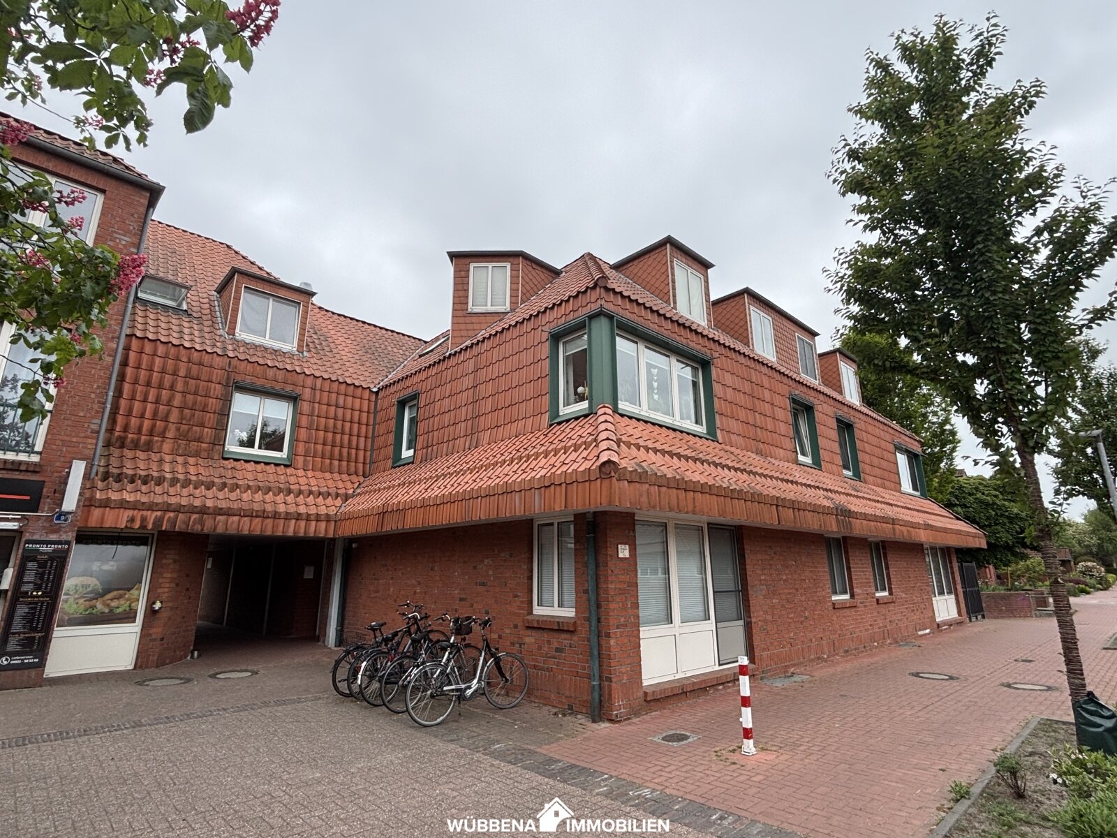 Constantia! - Schöne 2-Zimmer-Wohnung mit Balkon und EBK zu vermieten! Constantia! - Schöne 2-Zimmer-Wohnung mit Balkon und EBK zu vermieten!