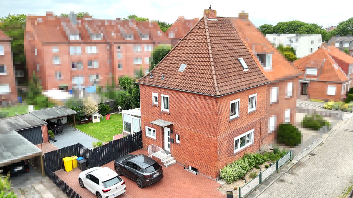 Transvaal: Modernisierte Doppelhaushälfte mit Winterg., Garage & Ausbaureserve auf Eigentumsgrundst. Transvaal: Modernisierte Doppelhaushälfte mit Winterg., Garage & Ausbaureserve auf Eigentumsgrundst.